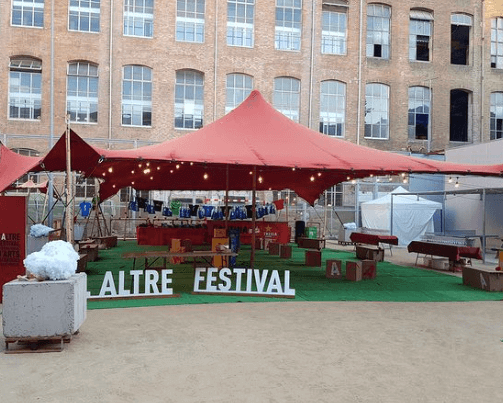 carpas beduinas rojas barcelona festivales